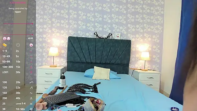  nicolesweet online show from 09-23-25, 08:12