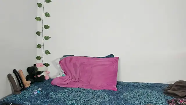 viankaa miller online show from 03-15-25, 04:57