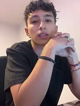 iKrofur online show from 01-29-25, 03:12