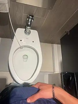 iKrofur online show from 02-05-25, 02:16