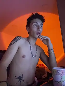 iKrofur online show from 03-09-25, 05:33