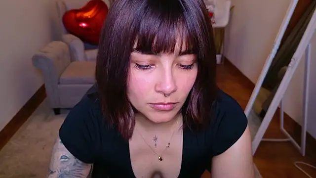 ValkiriaCucold online show from 03-22-25, 10:39