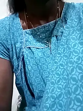 Snapshot of TeluguammayiMahi chatting on 02-14-25, 09:43 TeluguammayiMahi online show from 02-14-25, 09:43