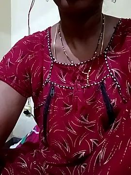 Snapshot of TeluguammayiMahi chatting on 10-28-25, 10:23 TeluguammayiMahi online show from 10-28-25, 10:23