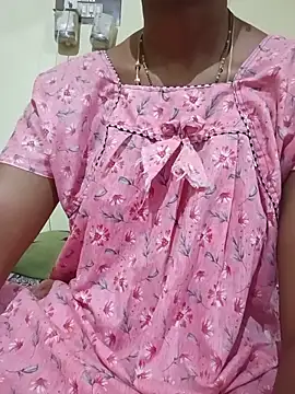 Snapshot of TeluguammayiMahi chatting on 06-07-26, 10:57 TeluguammayiMahi online show from 06-07-26, 10:57