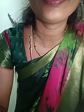 Snapshot of TeluguammayiMahi chatting on 06-09-26, 12:44 TeluguammayiMahi online show from 06-09-26, 12:44