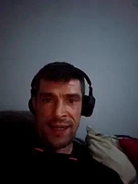 Schkodnik online show from 04-01-26, 01:06