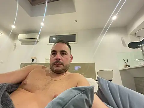 Snapshot of justeqqun chatting on 11-16-25, 04:56 justeqqun online show from 11-16-25, 04:56