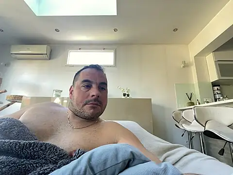 Snapshot of justeqqun chatting on 03-15-26, 11:27 justeqqun online show from 03-15-26, 11:27