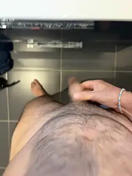 yannusgir33 online show from 04-10-26, 04:23