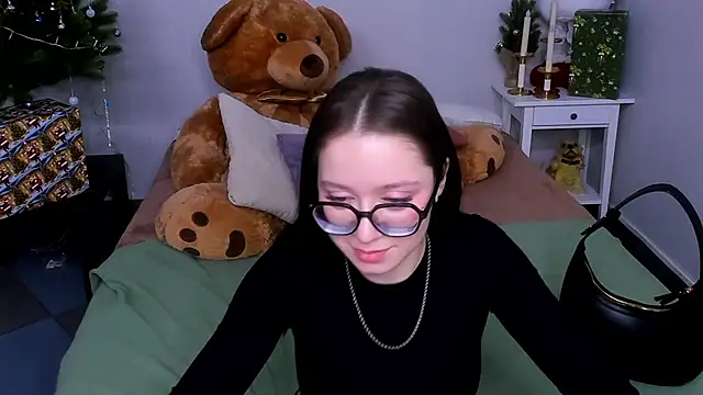 Alikka Shykitty online show from 01-28-25, 02:43