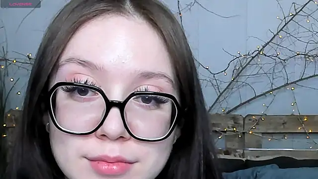 Alikka Shykitty online show from 03-13-25, 09:16