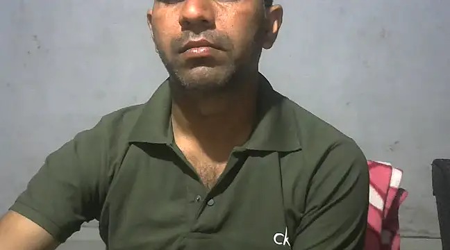 Snapshot of Nightservice27 chatting on 03-03-25, 04:24 Nightservice27 online show from 03-03-25, 04:24