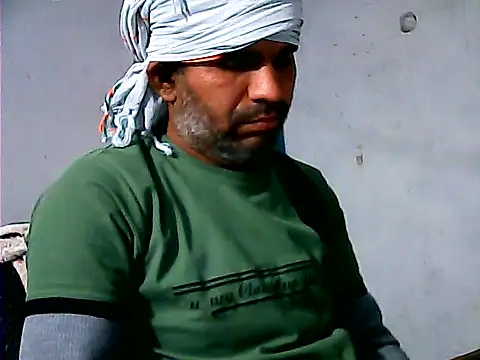 Snapshot of Nightservice27 chatting on 01-06-26, 05:49 Nightservice27 online show from 01-06-26, 05:49