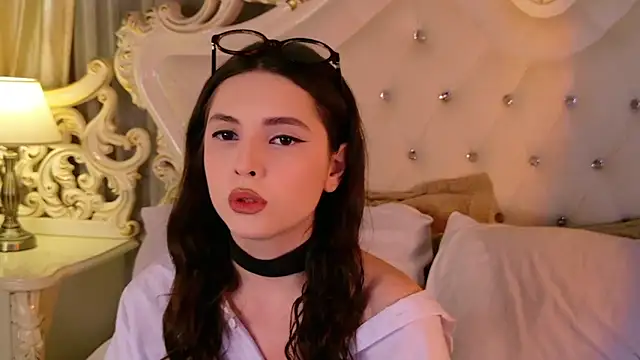 GIGI DAV online show from 11-27-25, 08:55