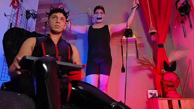 Snapshot of AngeloColleen chatting on 10-24-25, 06:15 AngeloColleen online show from 10-24-25, 06:15