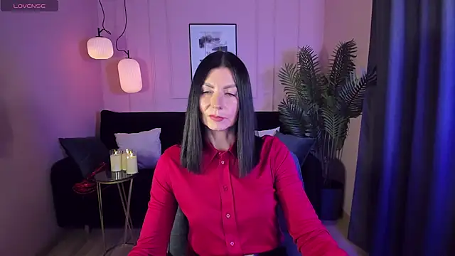 Snapshot of MonicaCheerful chatting on 02-11-25, 12:27 MonicaCheerful online show from 02-11-25, 12:27