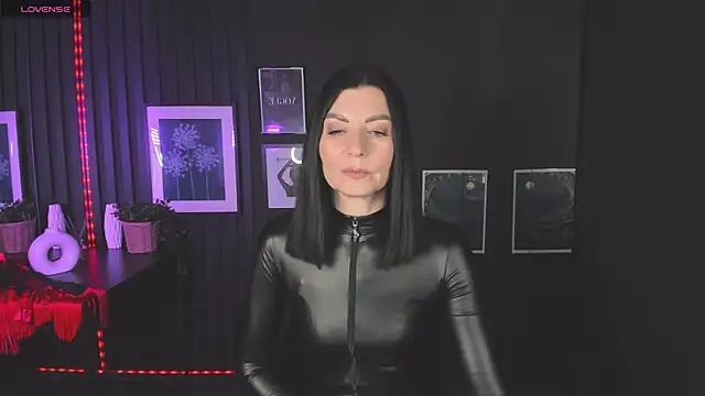 Snapshot of MonicaCheerful chatting on 02-15-25, 09:27 MonicaCheerful online show from 02-15-25, 09:27