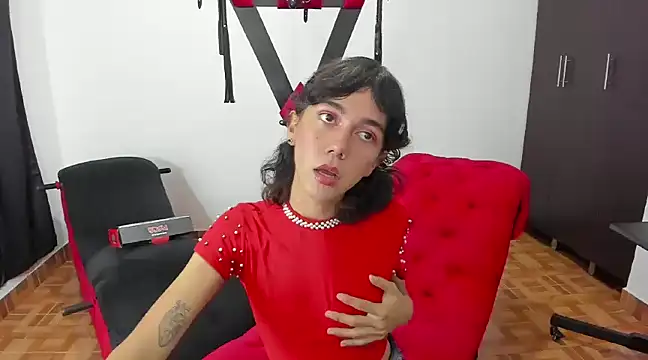 Snapshot of Nicol_TransGirl chatting on 02-04-25, 03:11 Nicol TransGirl online show from 02-04-25, 03:11