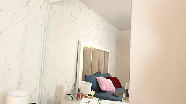 IsabelaWoods online show from 02-21-25, 08:49