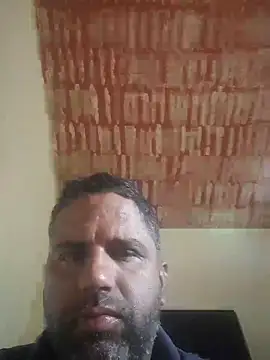 Snapshot of DOMINADOR5 chatting on 03-04-25, 11:08 DOMINADOR5 online show from 03-04-25, 11:08