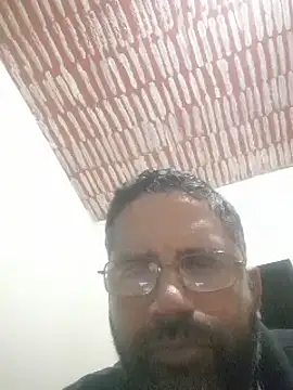 Snapshot of DOMINADOR5 chatting on 03-18-25, 05:52 DOMINADOR5 online show from 03-18-25, 05:52