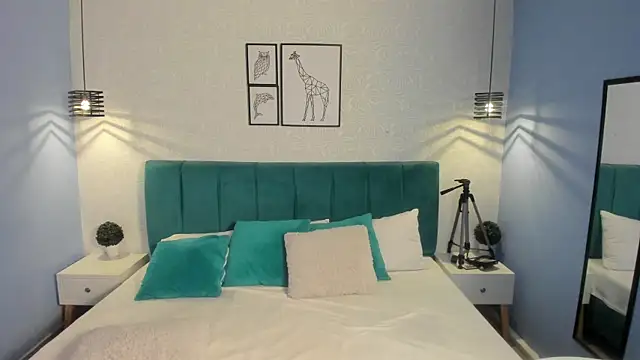 ninna curly online show from 10-09-25, 04:43