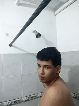 Snapshot of Santiago-Thompson chatting on 02-19-25, 03:17 Santiago-Thompson online show from 02-19-25, 03:17