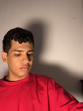 Snapshot of Santiago-Thompson chatting on 10-05-25, 09:13 Santiago-Thompson online show from 10-05-25, 09:13