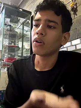 Snapshot of Santiago-Thompson chatting on 10-11-25, 10:30 Santiago-Thompson online show from 10-11-25, 10:30