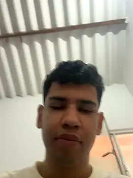 Snapshot of Santiago-Thompson chatting on 12-17-25, 06:03 Santiago-Thompson online show from 12-17-25, 06:03