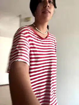 LiLy kIndly online show from 10-29-25, 04:09