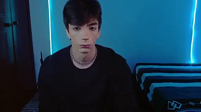 Snapshot of H3ll_B0I chatting on 03-01-25, 02:48 H3ll B0I online show from 03-01-25, 02:48