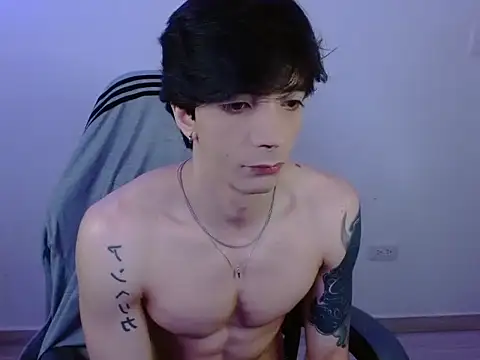 Snapshot of H3ll_B0I chatting on 01-11-26, 07:13 H3ll B0I online show from 01-11-26, 07:13