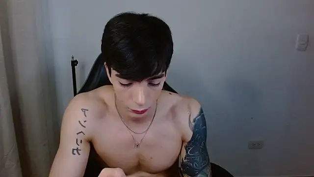 H3ll B0I online show from 03-17-26, 08:34