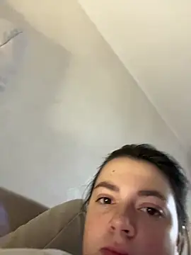 DearAlise online show from 10-30-25, 08:16