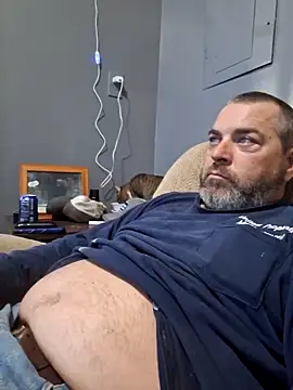 Snapshot of thickdaddy2982 chatting on 02-13-25, 11:58 thickdaddy2982 online show from 02-13-25, 11:58