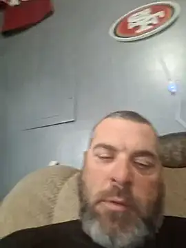 Snapshot of thickdaddy2982 chatting on 02-20-25, 02:02 thickdaddy2982 online show from 02-20-25, 02:02