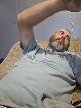 Snapshot of thickdaddy2982 chatting on 03-05-25, 11:16 thickdaddy2982 online show from 03-05-25, 11:16