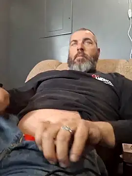 Snapshot of thickdaddy2982 chatting on 03-07-25, 06:11 thickdaddy2982 online show from 03-07-25, 06:11