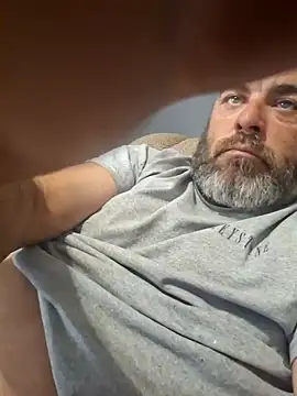 Snapshot of thickdaddy2982 chatting on 03-09-25, 10:41 thickdaddy2982 online show from 03-09-25, 10:41