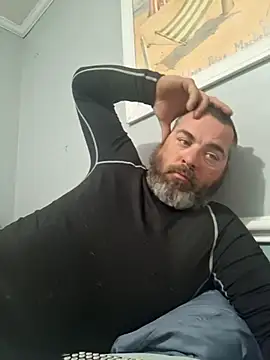 Snapshot of thickdaddy2982 chatting on 03-10-25, 10:48 thickdaddy2982 online show from 03-10-25, 10:48