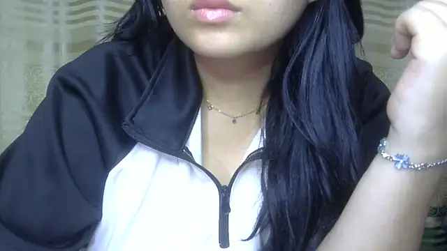 Snapshot of undressed_princesss chatting on 05-29-26, 07:17 undressed princesss online show from 05-29-26, 07:17
