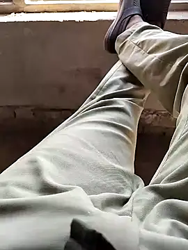 xmanrawan2 online show from 02-07-25, 05:52