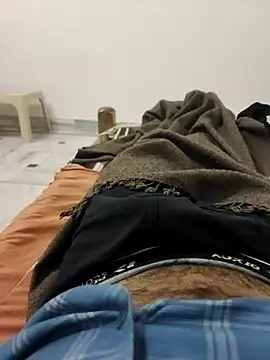 xmanrawan2 online show from 10-03-25, 04:26