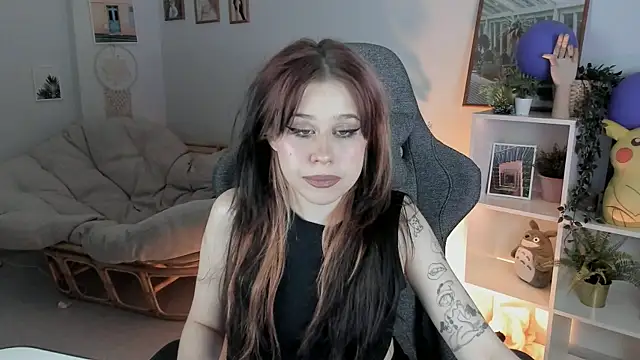 MisaPage online show from 02-04-25, 12:11