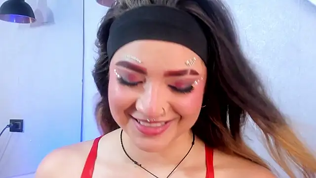 Shanntal  online show from 10-30-25, 07:47