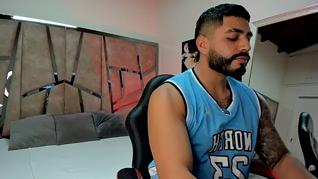 LeandroRusso online show from 02-10-25, 08:10