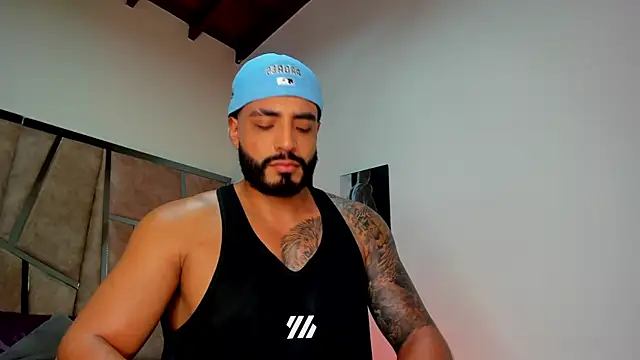 LeandroRusso online show from 03-07-25, 12:48