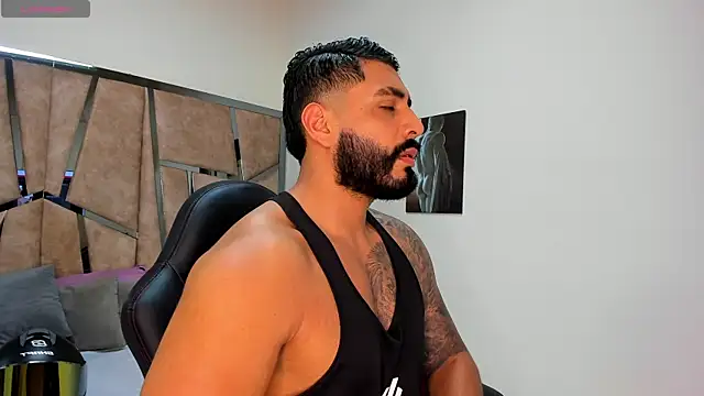 LeandroRusso online show from 03-18-25, 08:48